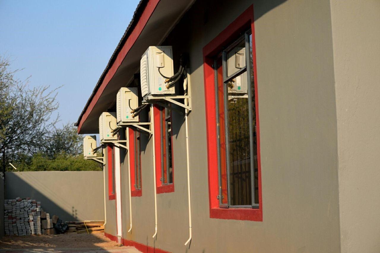 Mathlyn Guesthouse ハボローネ エクステリア 写真