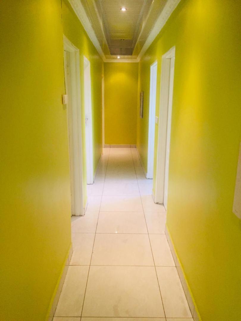 Mathlyn Guesthouse ハボローネ エクステリア 写真